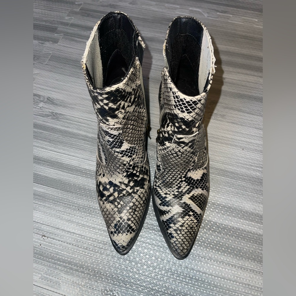 Blondo waterproof snake skin boots